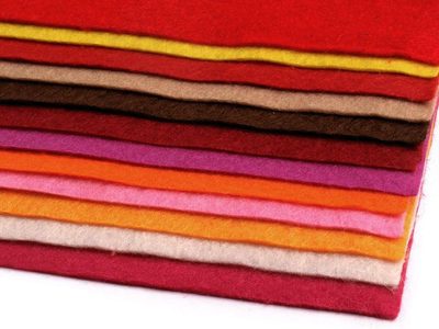 Látková dekorativní plsť / filc 20x30 cm sada 12 kusů MIX{% if variant.name %} – 3 mix{% endif %}