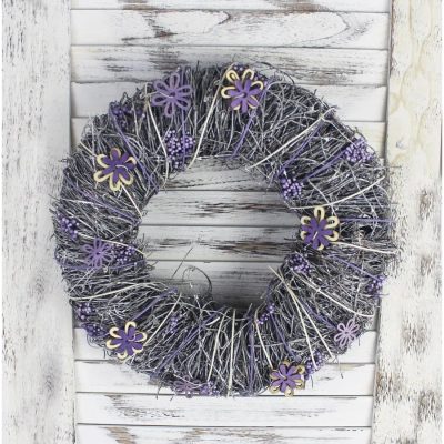 Věnec s dekoracemi fialový P1153/1 - 23,5 cm – fotka 1