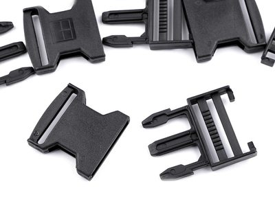 Spona trojzubec šíře 40 mm  5 párů{% if product.brand.name %} – Galanterka{% endif %}