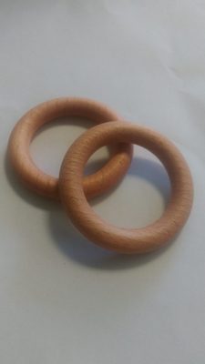 Kroužek dřevěný 40 mm balení 10 kusů{% if variant.name %} – sv. hnědá{% endif %}