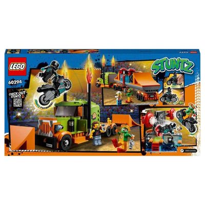 LEGO CITY Kaskadérský kamion 60294 STAVEBNICE – fotka 2