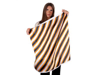 Saténový šátek 70x70 cm{% if product.brand.name %} – Stoklasa{% endif %}