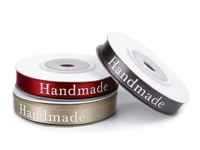 Saténová stuha šíře 9 mm Handmade, návin 13,5m{% if product.brand.name %} – Galanterka{% endif %}