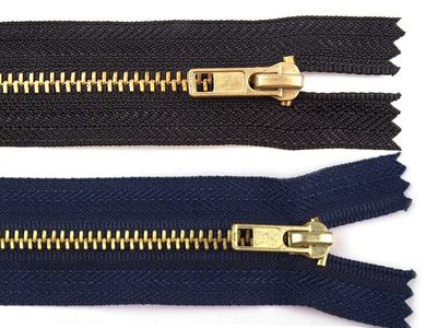 Kovový / mosazný zip šíře 4 mm délka 20 cm kalhotový{% if product.brand.name %} – Stoklasa{% endif %}