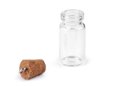 Skleněný přívěsek lahvička s korkem 13x30 mm{% if product.brand.name %} – Galanterka{% endif %}