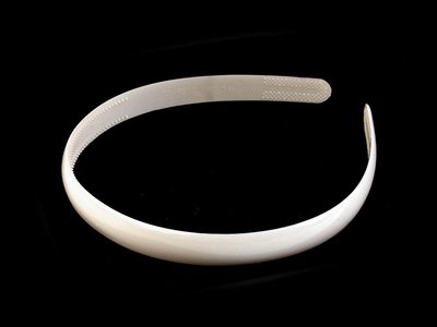 Plastová čelenka 1,2 cm{% if variant.name %} – 15 krémová světlá{% endif %}