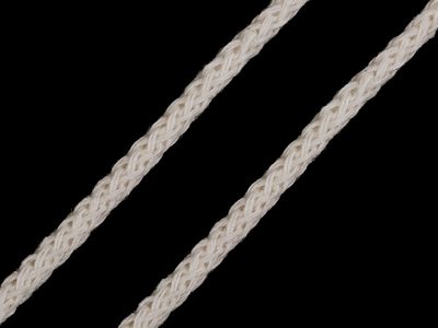 Oděvní šňůra / příze macrame Ø4 mm návin 100 metrů{% if variant.name %} – 2 (050) režná světlá{% endif %}
