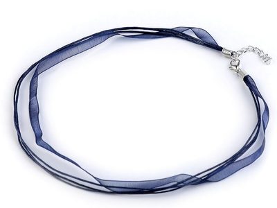 Víceřadá šňůrka s karabinkou délka 46 cm{% if product.brand.name %} – Stoklasa{% endif %}