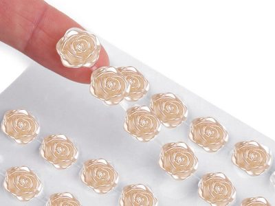 Samolepící růže na lepícím proužku Ø11 mm{% if product.brand.name %} – Stoklasa{% endif %}