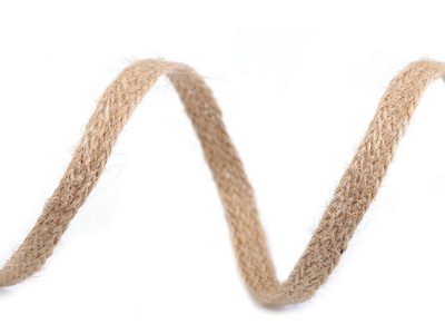 Jutová stuha šíře 8 mm návin 4 metry{% if product.brand.name %} – Galanterka{% endif %}