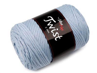 Bavlněná pletací příze Twist 500 g{% if variant.name %} – 3 (8422) modrá světlá{% endif %}