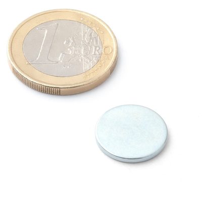 Magnet 15mm KT-15-1.5-Zn balení obsahuje 10 kusů{% if product.brand.name %} – UNIMAGNET{% endif %}