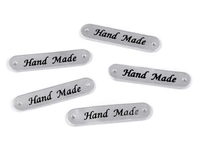 Nášivka / štítek z eko kůže Hand Made 10x48 mm 5 kusů{% if variant.name %} – 4 stříbrná - metalic{% endif %}