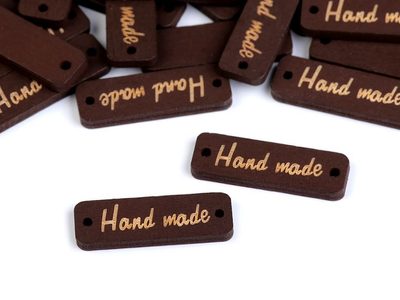Dřevěná cedulka / ozdoba Handmade 10x30 mm 10 kusů{% if variant.name %} – 3 hnědá tm.{% endif %}