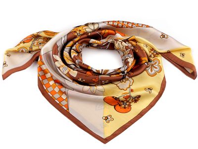 Saténový šátek 70x70 cm{% if variant.name %} – 2 béžová tm.{% endif %}