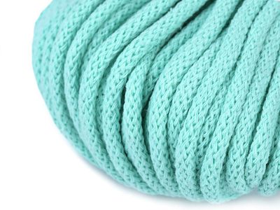 Šňůra / příze s duší Ø5 mm návin 50 metrů{% if variant.name %} – 5 /027 mint{% endif %}