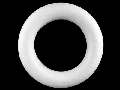 Věnec Ø34 cm polystyren seříznutý{% if product.brand.name %} – Stoklasa{% endif %}