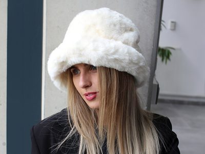 Klobouk kožešinový{% if product.brand.name %} – Stoklasa{% endif %}