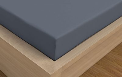 Saténové prostěradlo LUXURY COLLECTION 140x200cm tmavě šedé – fotka 1