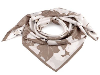 Saténový šátek 90x90 cm{% if variant.name %} – 2 béžovobílá{% endif %}