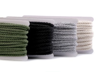 Oděvní / dekorační šňůra Ø5 - 7 mm návin 10 metrů{% if product.brand.name %} – Galanterka{% endif %}