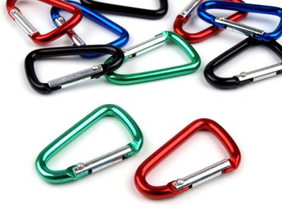 Kovová karabina 23x39 mm 1 kus{% if product.brand.name %} – Stoklasa{% endif %}