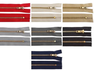 Kovový / mosazný zip šíře 4 mm délka 18 cm kalhotový{% if product.brand.name %} – Stoklasa{% endif %}