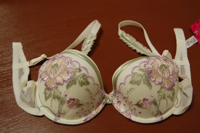 Push-up podprsenka V981 – fotka 1