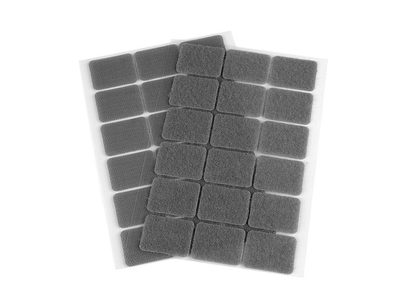 Suchý zip samolepicí obdélníčky 25x32 mm{% if variant.name %} – 4 šedá{% endif %}