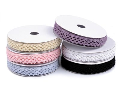 Bavlněná krajka šíře 12 mm paličkovaná návin 5 metrů{% if product.brand.name %} – Galanterka{% endif %}