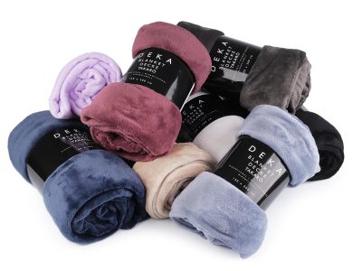 Deka mikroflanel 150x200 cm{% if product.brand.name %} – Stoklasa{% endif %}
