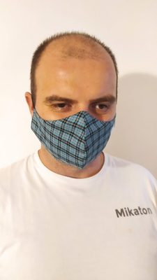 Rouška tyrkys káro{% if product.brand.name %} – Vestis{% endif %}