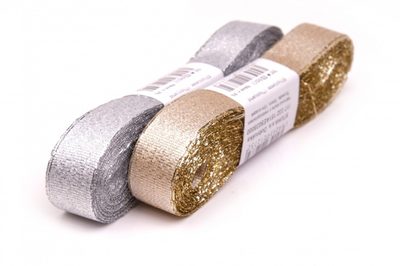 Stuha lurexová torsade šíře 15 mm svazek 10 m{% if variant.name %} – zlatá{% endif %}