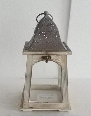 Dřevěná lucerna D7221 - výška 29,5 cm – fotka 1