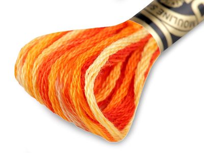 Vyšívací příze DMC Mouliné Spécial Cotton{% if variant.name %} – 51 arancio melír{% endif %}