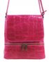 Kožená dámská crossbody kabelka v kroko designu fuchsiová růžová