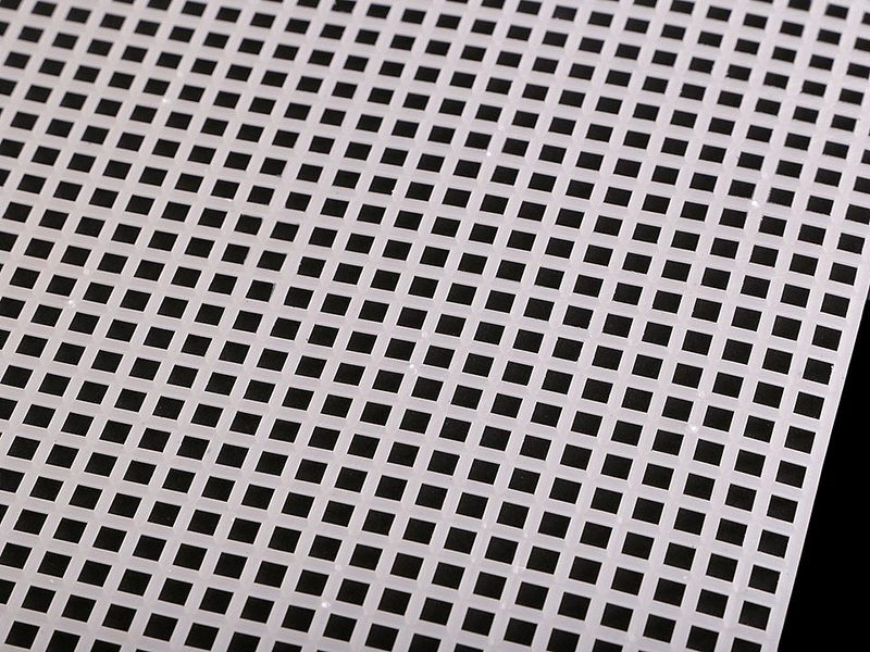 Plastová mřížka na tapiko 41x59 cm
