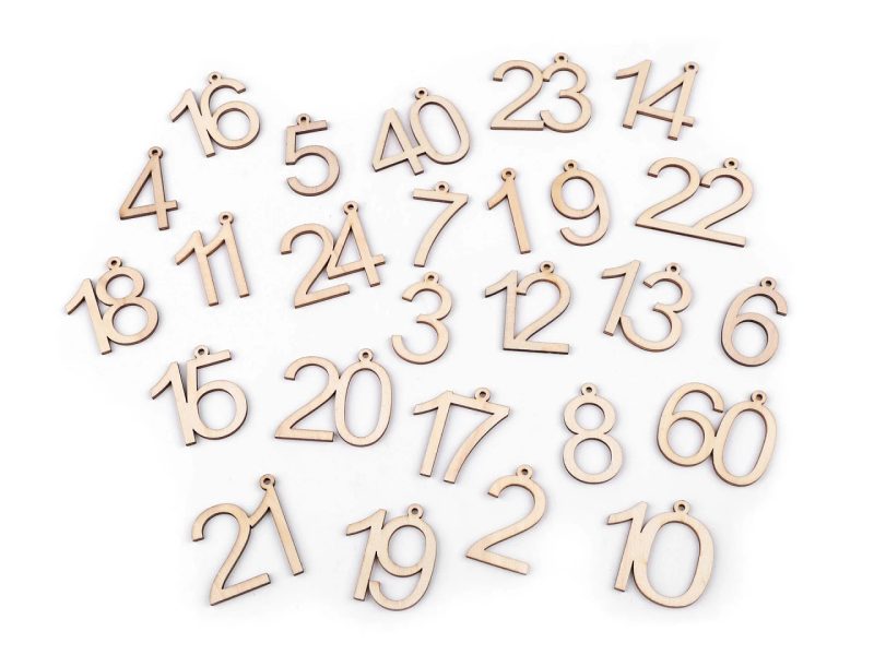 Dřevěná narozeninová čísla se závěsem 10 kusů
