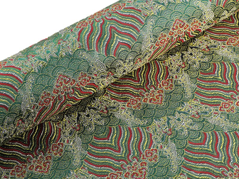 Žakárová látka pro oděvy i dekoraci METRÁŽ