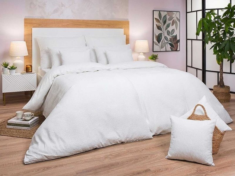 Krepové povlečení bílé 140x200, 70x90 cm{% if zbozi.vyrobce.nazev %} – Dadka{% endif %} – Bexis.cz