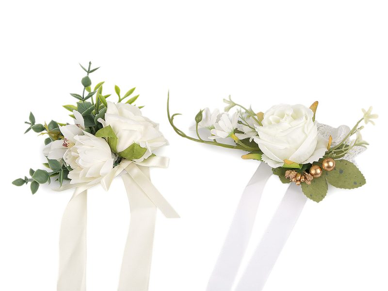 Náramek s květy pro družičky s uvazovací stuhou