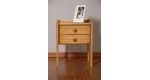 Borovicový noční stolek IDA