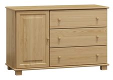 Masivní tří šuplíková komoda s dvířky Classic NR35