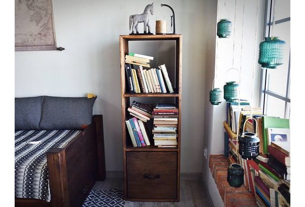 Masivní borovicový regál Rustyk 1/3