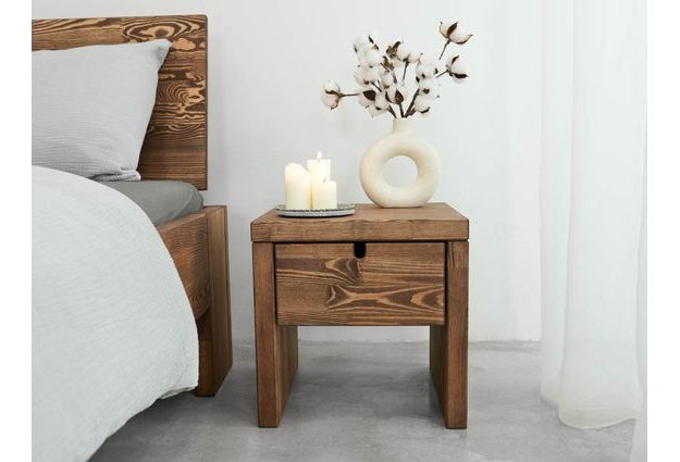 Noční stolek Marika 4