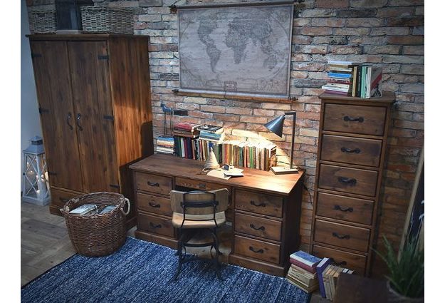 Masivní komoda Rustyk 6/1