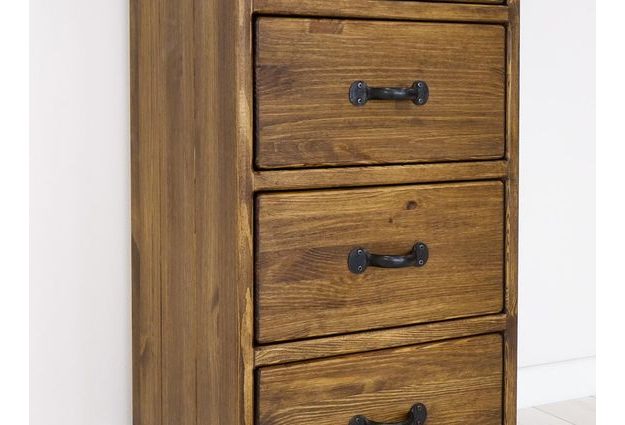 Masivní komoda Rustyk 6/1