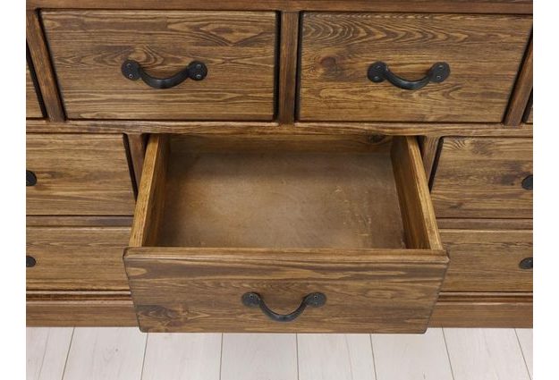 Masivní komoda Rustyk 3/9