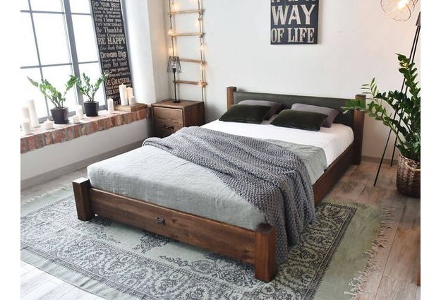 Borovicová postel Ziemowit 140 x 200 cm