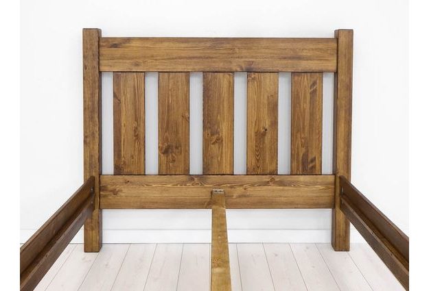 Vyvýšená postel Rustyk Mieszko II 140 x 200 cm